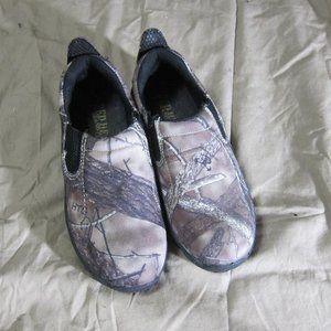 Boys Redhead Camo Slip On Shoes New Never Work Youth Size 3